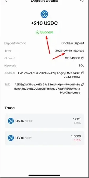 The FOMO app's deposit details screen for a completed 210 USDC on-chain deposit, showing time, order ID, network, address and transaction ID